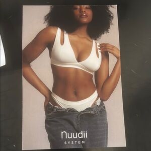 Never opened Nuudii tee system convertible bra- light